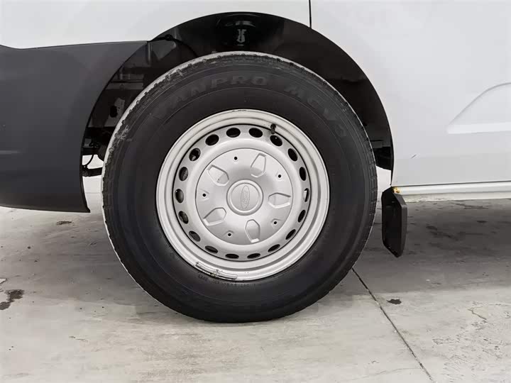 Фото 17 - Ford Transit