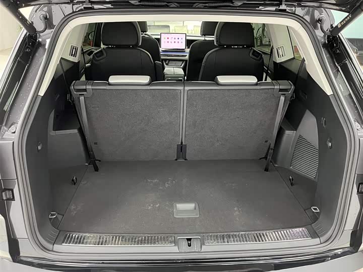 Фото 17 - Volkswagen Talagon