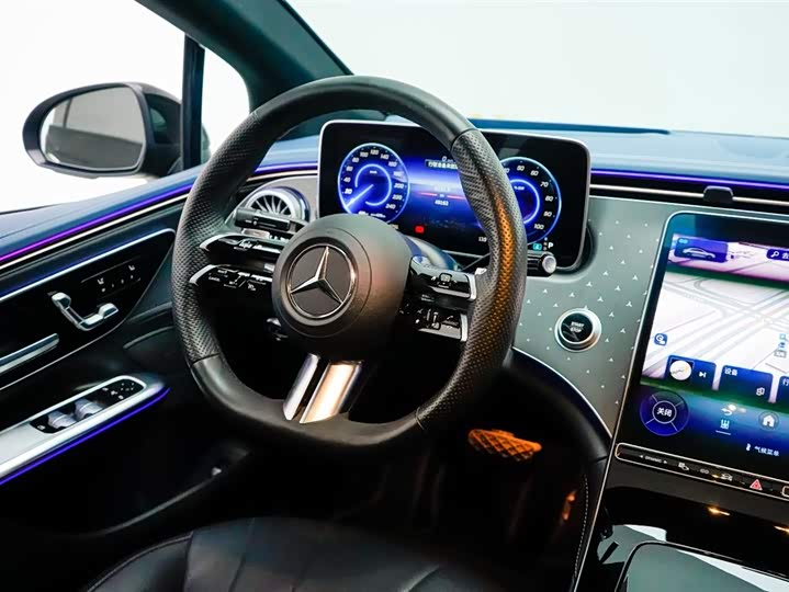 Фото 25 - Mercedes-Benz EQE