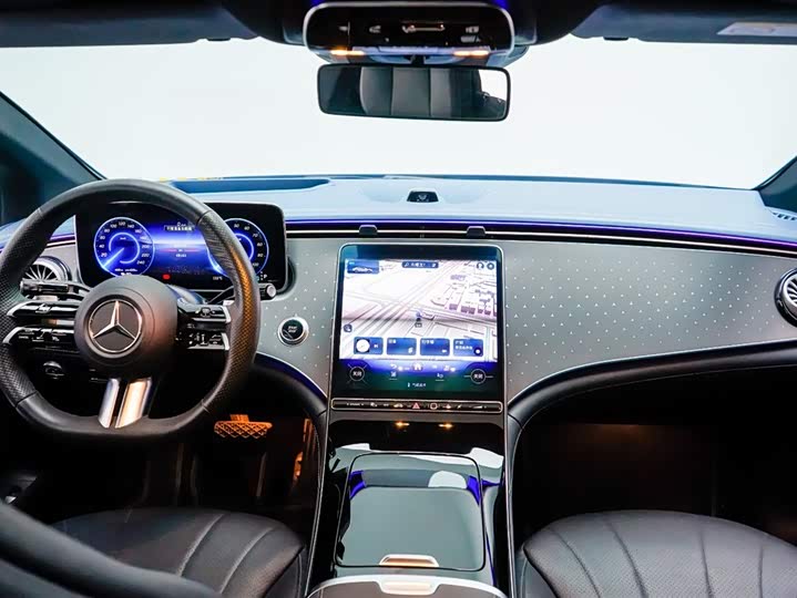 Фото 3 - Mercedes-Benz EQE