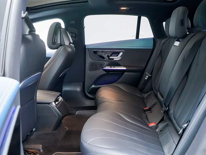 Фото 6 - Mercedes-Benz EQE