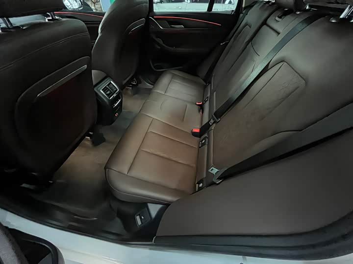 Фото 18 - BMW X3