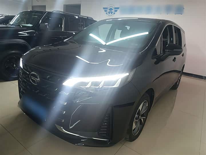 Фото 2 - GAC Trumpchi M6