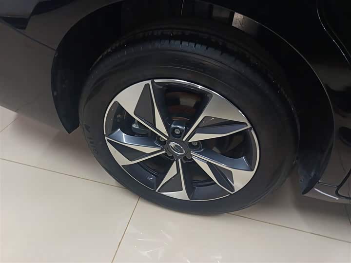 Фото 25 - GAC Trumpchi M6