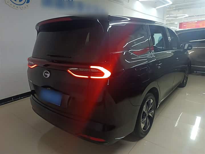 Фото 7 - GAC Trumpchi M6