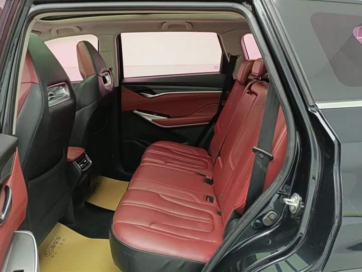 Фото 11 - Changan CS75 Plus