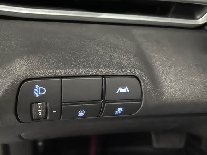 Фото 12 - Hyundai Elantra N line