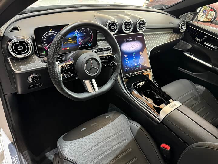 Фото 4 - Mercedes-Benz C-Class