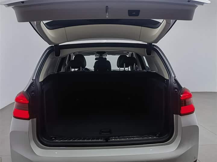 Фото 16 - BMW iX3