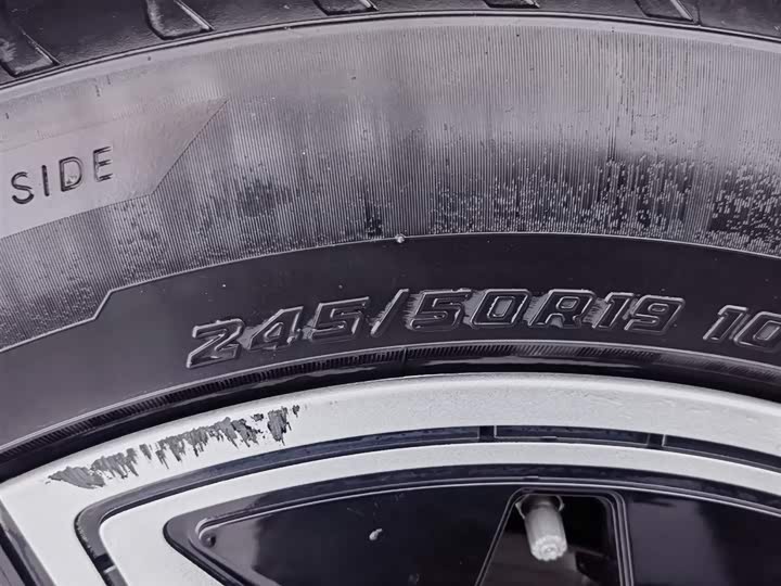 Фото 24 - BMW iX3