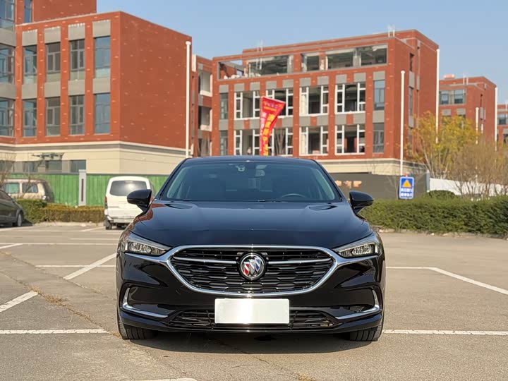 Фото 2 - Buick LaCrosse