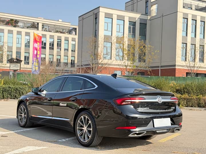 Фото 9 - Buick LaCrosse