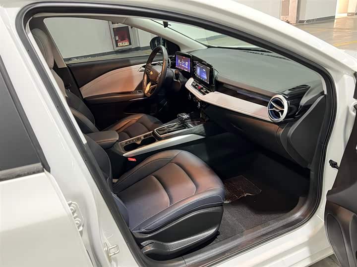 Фото 17 - Chevrolet Monza