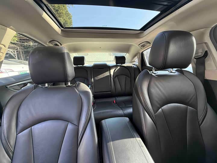 Фото 11 - Buick LaCrosse