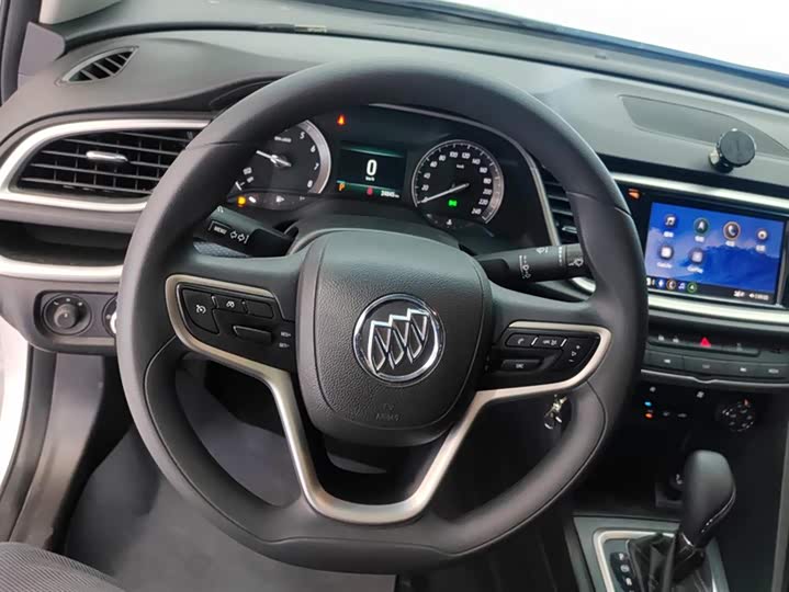 Фото 15 - Buick Excelle GT