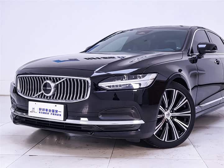 Фото 3 - Volvo S90