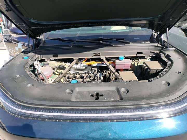 Фото 20 - Changan Deepal S09