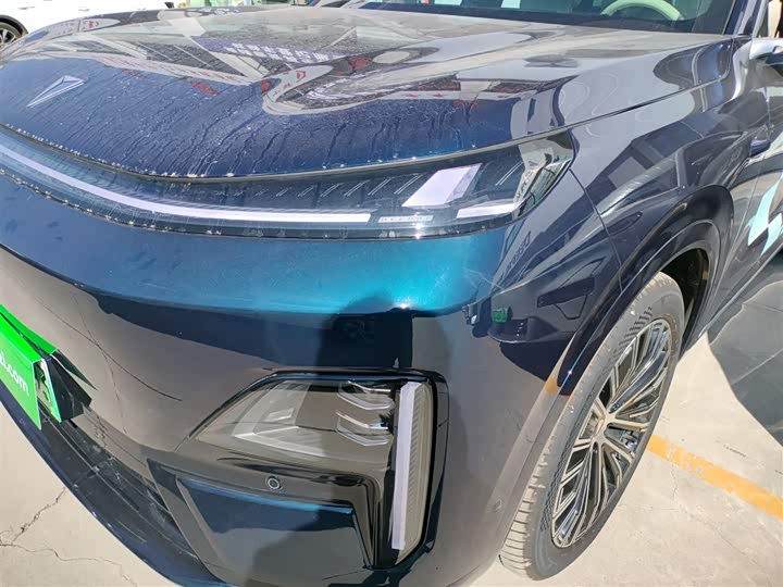 Фото 24 - Changan Deepal S09