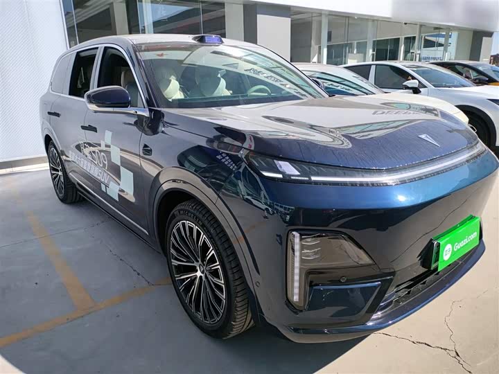 Фото 4 - Changan Deepal S09