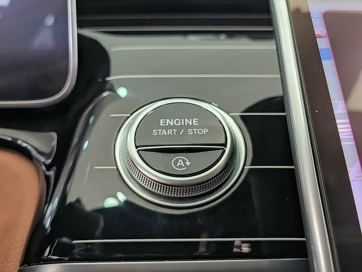 Фото 13 - Mercedes-Benz S-Class