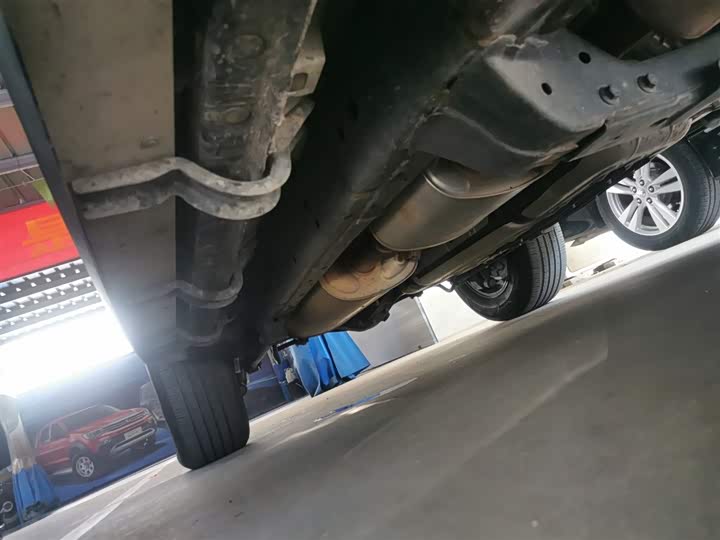 Фото 21 - Tank 300