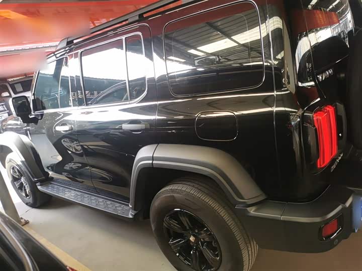 Фото 5 - Tank 300