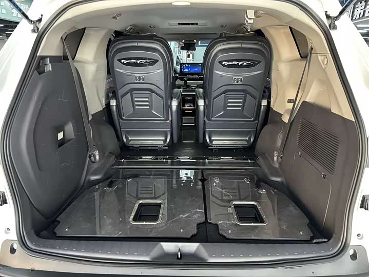 Фото 5 - Toyota Sienna