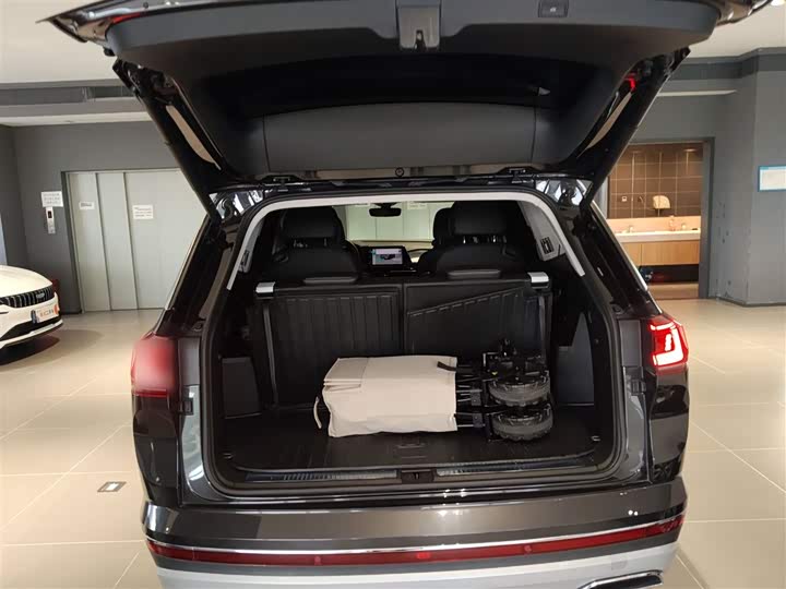 Фото 18 - Volkswagen Talagon