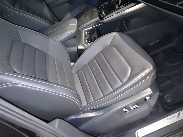 Фото 24 - Volkswagen Talagon