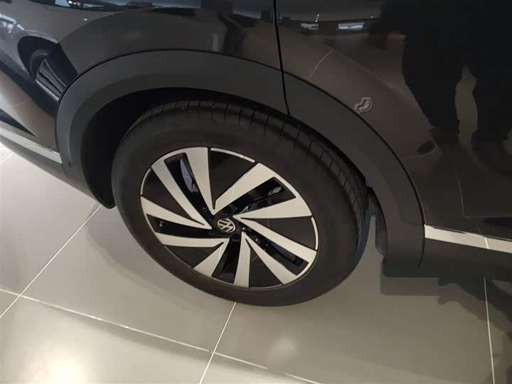 Фото 25 - Volkswagen Talagon