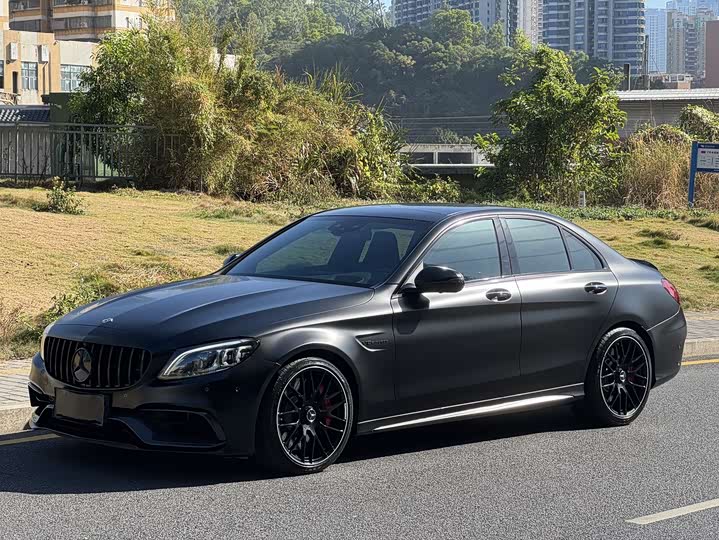 Фото 1 - Mercedes-Benz C-Class AMG