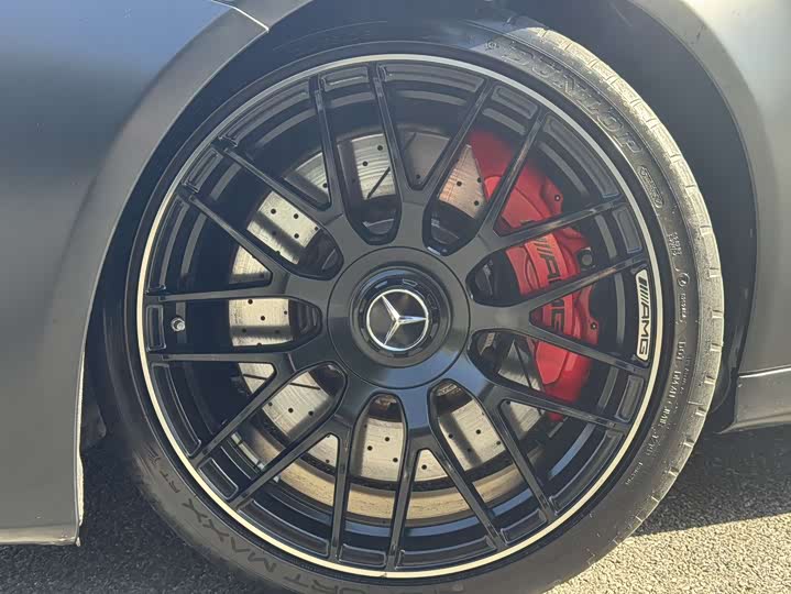 Фото 11 - Mercedes-Benz C-Class AMG