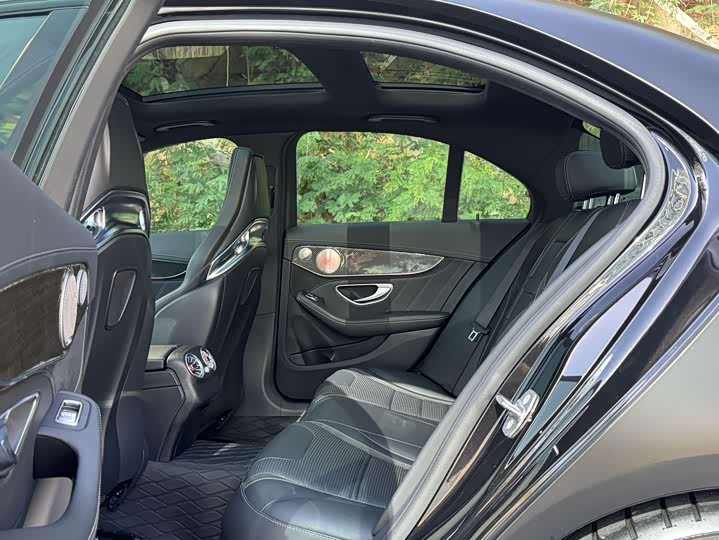 Фото 15 - Mercedes-Benz C-Class AMG