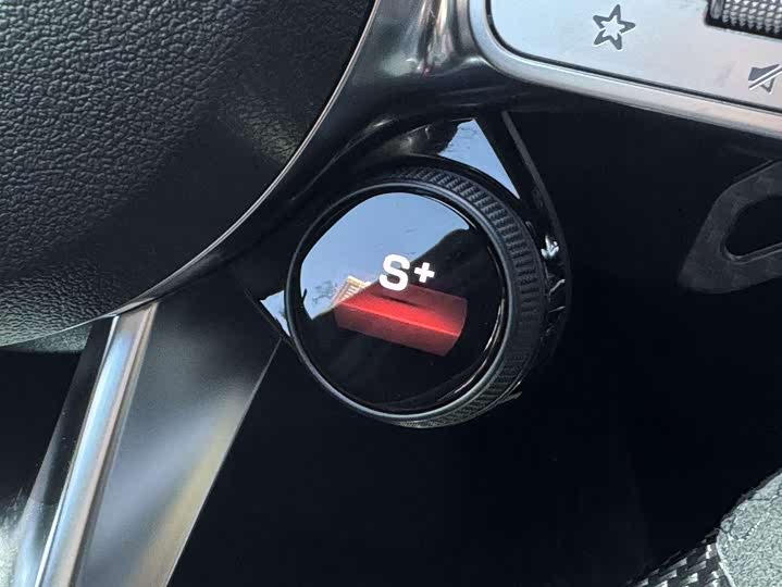 Фото 20 - Mercedes-Benz C-Class AMG