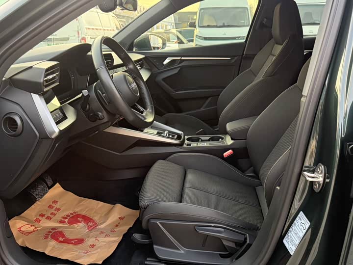 Фото 10 - Audi A3