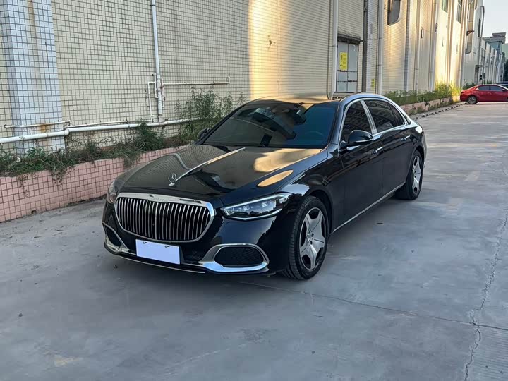 Фото 1 - Mercedes-Benz Maybach S-Class
