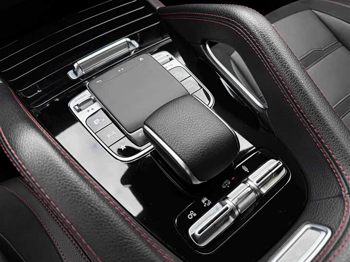 Фото 10 - Mercedes-Benz GLE-Class AMG