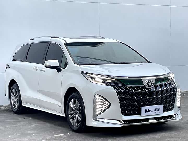 Фото 4 - Toyota Sienna