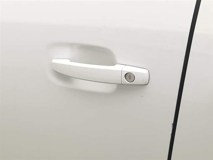 Фото 18 - Buick GL8 ES