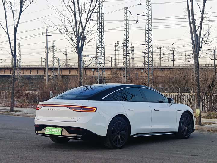 Фото 8 - Luxeed S7