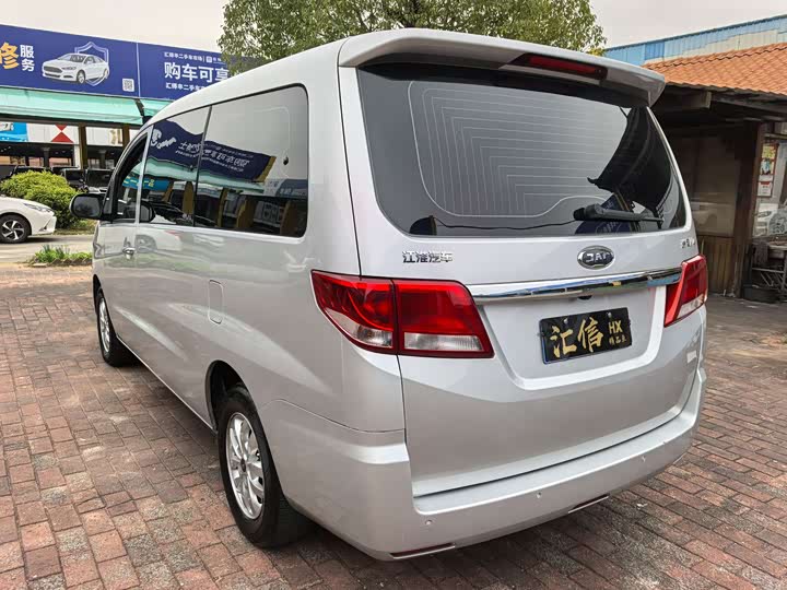 Фото 11 - JAC Refine M4