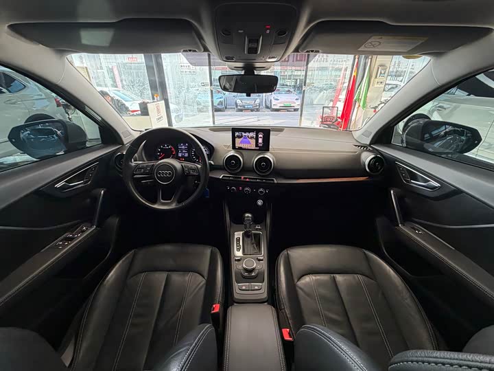 Фото 10 - Audi Q2L