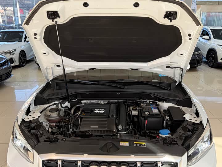 Фото 17 - Audi Q2L