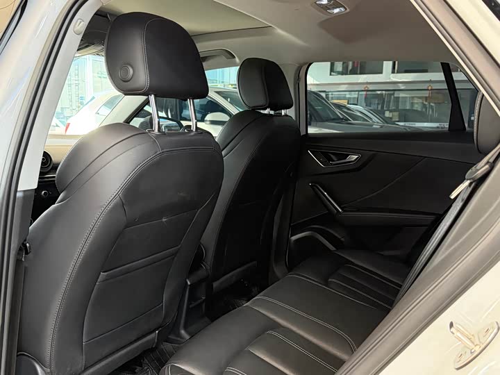 Фото 5 - Audi Q2L