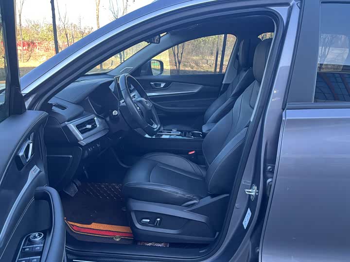 Фото 10 - Chery Tiggo 8