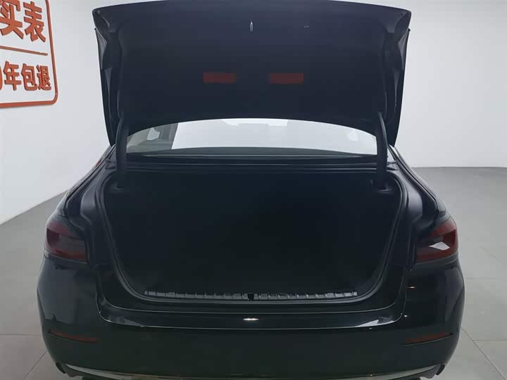 Фото 16 - BMW 5 Series