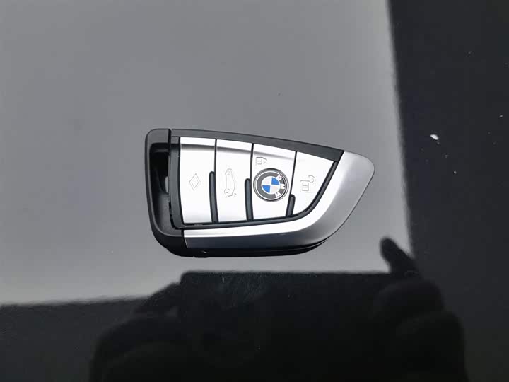 Фото 19 - BMW 5 Series