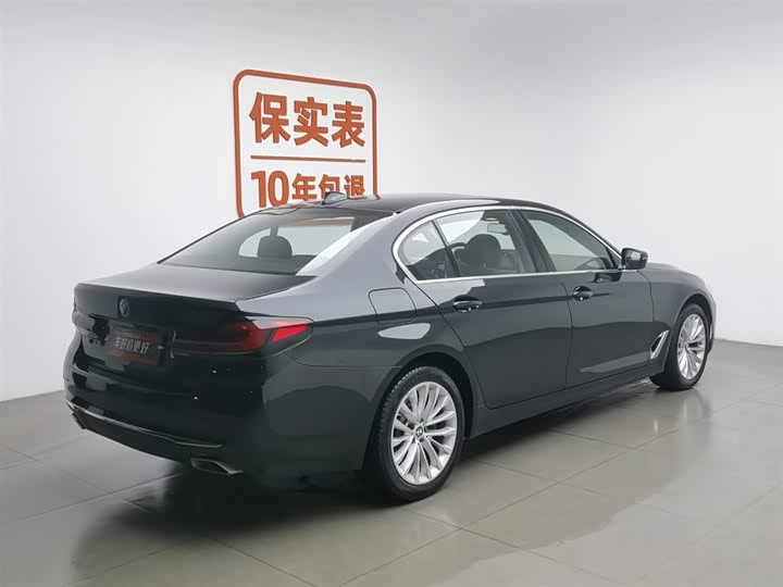 Фото 2 - BMW 5 Series