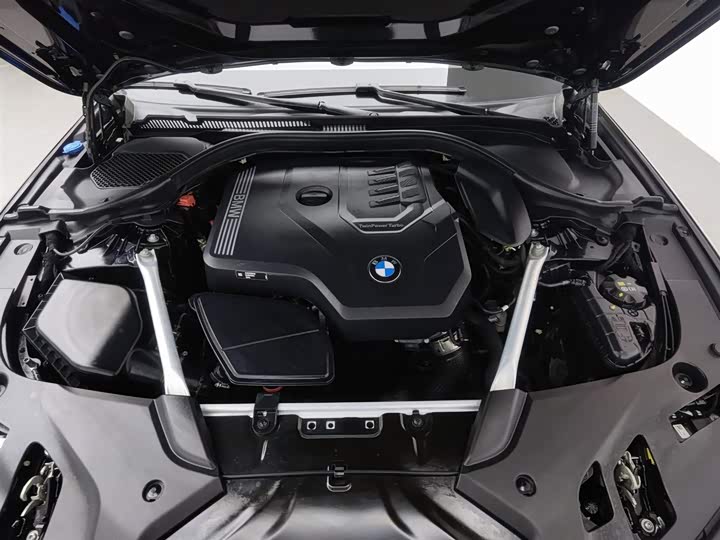 Фото 6 - BMW 5 Series