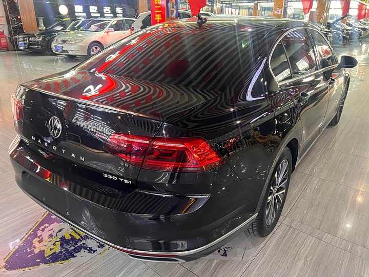 Фото 4 - Volkswagen Magotan